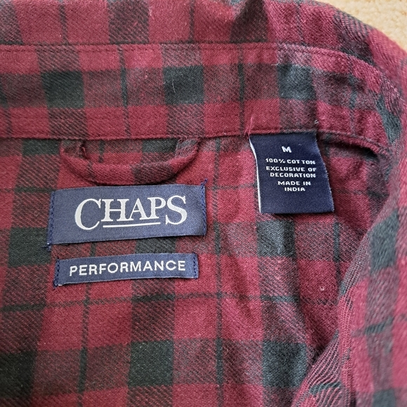 Chaps Plaid Flannel Shirt Performance Top Men's Medium Red Black Plaid Collared - Picture 3 of 8